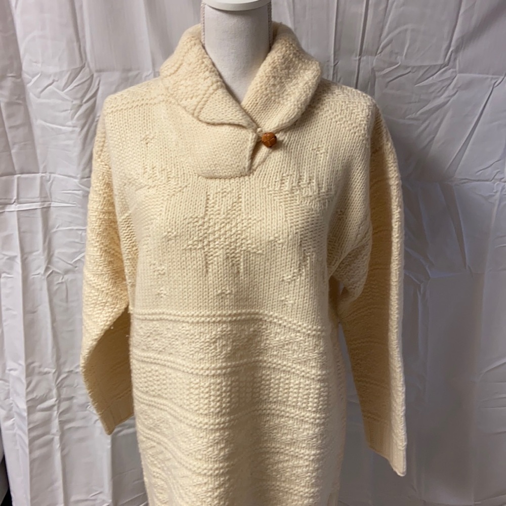 100% Wool hand knitted Ralph Lauren sweater